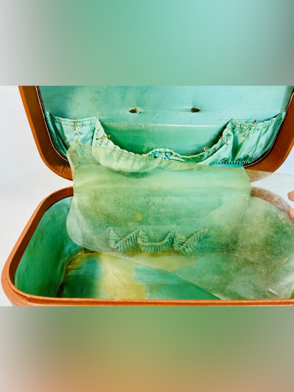Vintage Air Pak Train Case, Hardshell Vinyl Toiletry Travel Case, Petersburg VA - Picture 8 of 15